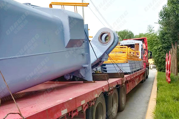 山東年產(chǎn)30萬噸礦粉線上殼體、搖臂發(fā)貨